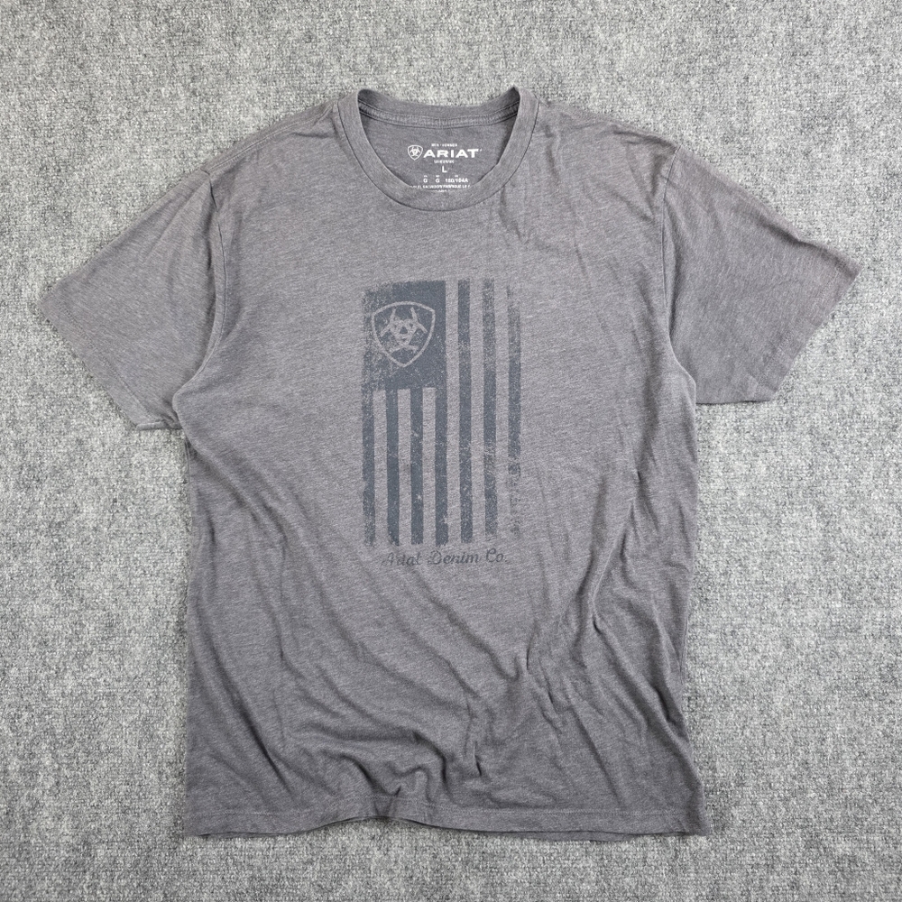 ARIAT AMERICAN FLAG 52% COTTON SHIELD GRAPHIC TEE GRAY L LIGHTWEIGHT 4.3 OZ